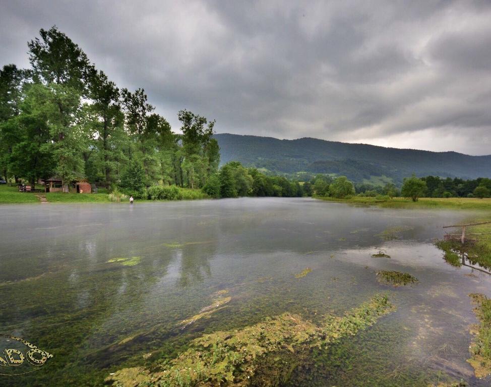 Bed And Breakfast Family Djukic Sipovo エクステリア 写真